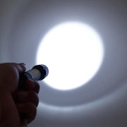 Linterna recargable USB compacta LED