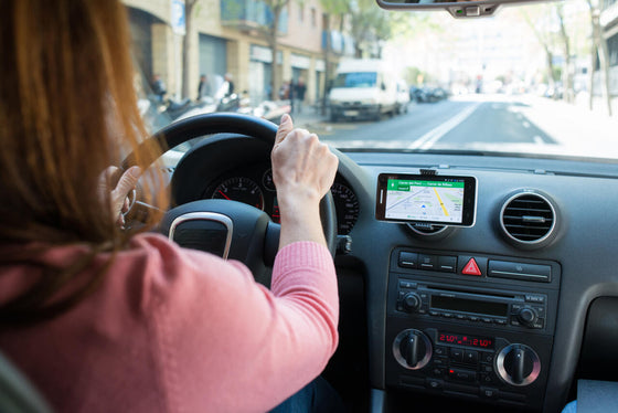 Soporte móvil coche rejilla 360°