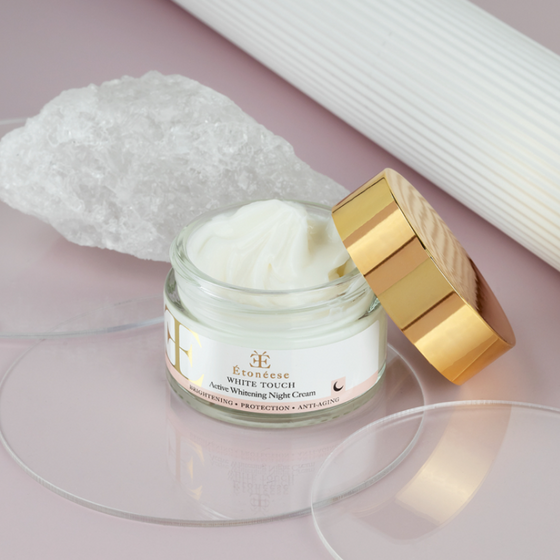Crema blanqueadora día y noche para manchas