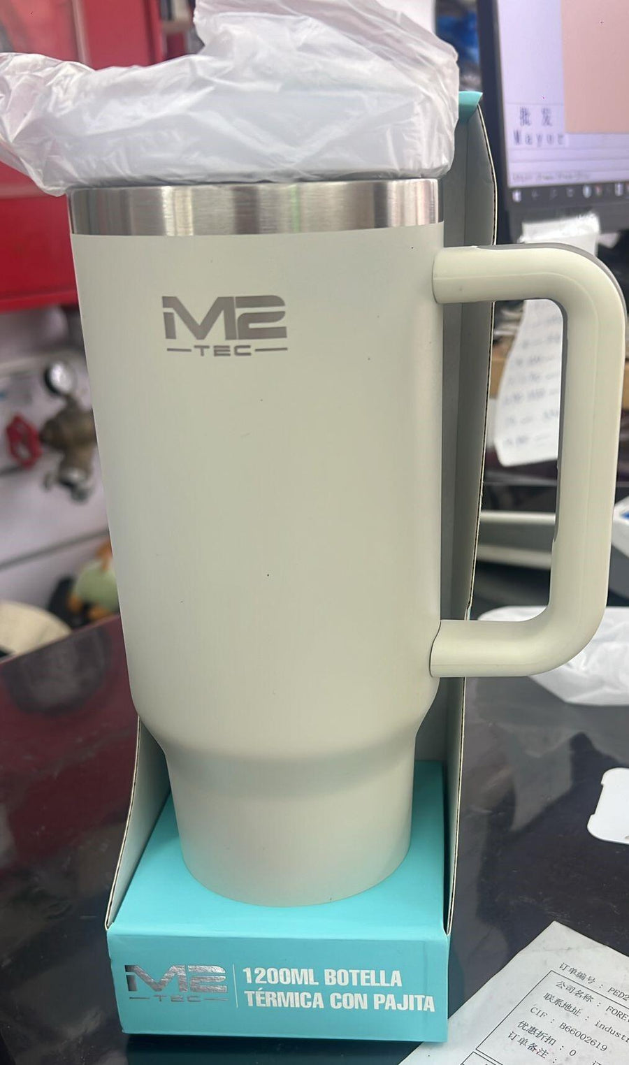 Botella termo 1200 ml con pajita