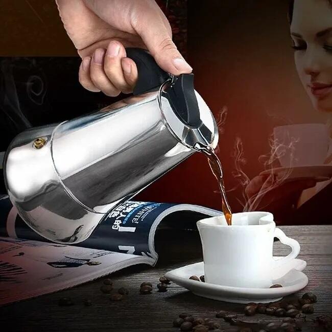 Cafetera italiana inducción 6 tazas