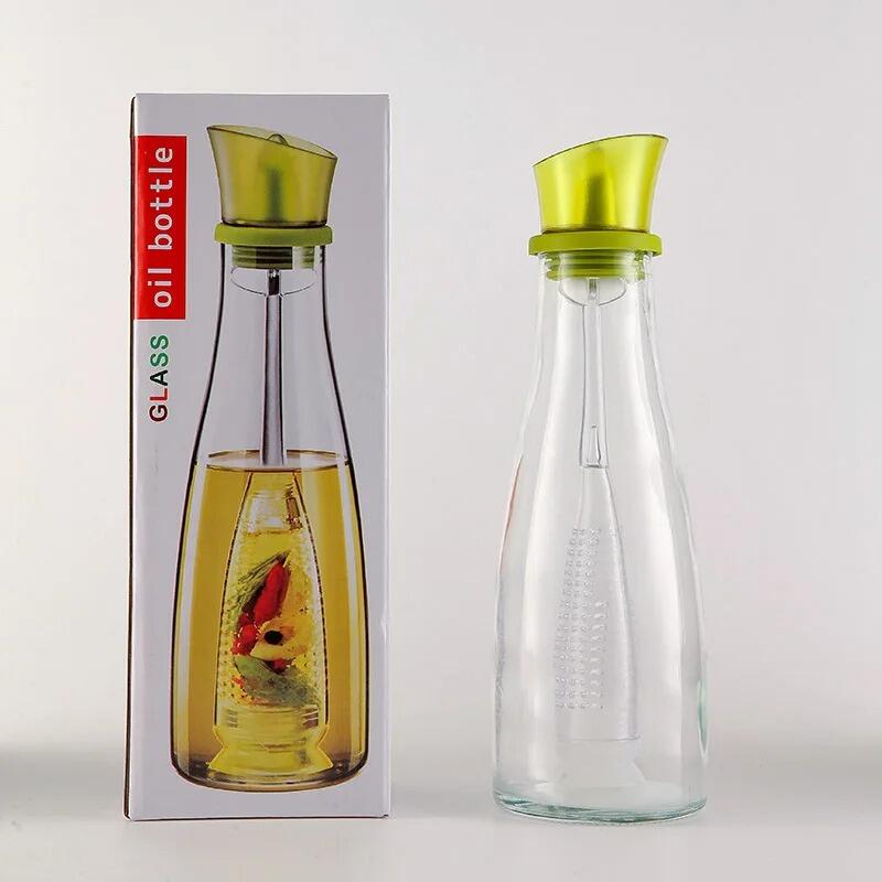 Aceitera de vidrio con vertido preciso