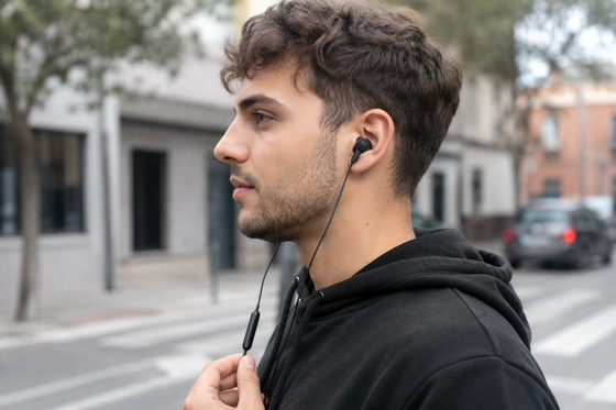Auriculares con micrófono minijack