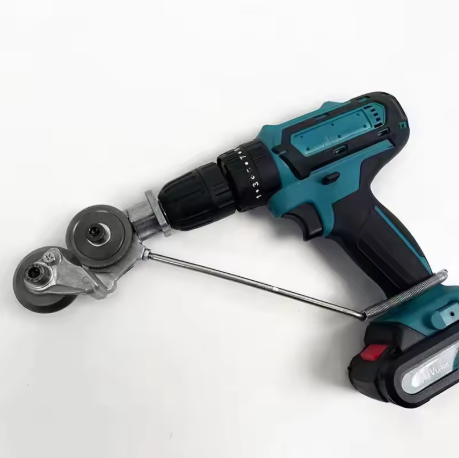 Taladro 48V con cortador y 24 piezas